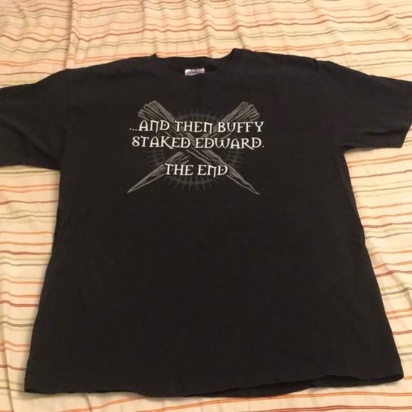 Men’s Buffy/Edward T Shirt - Picture 1 of 3